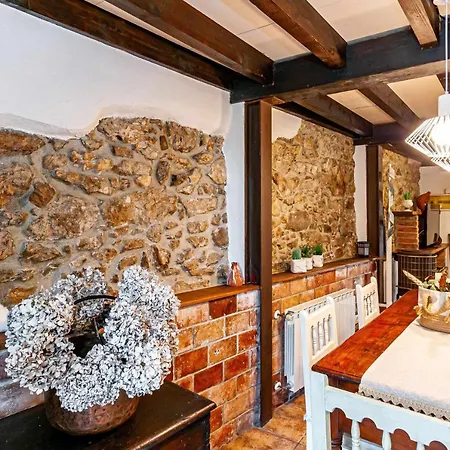 Casa Conce, Zona De Playa Y Montana * リャネス