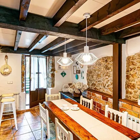 Casa Conce, Zona De Playa Y Montana リャネス